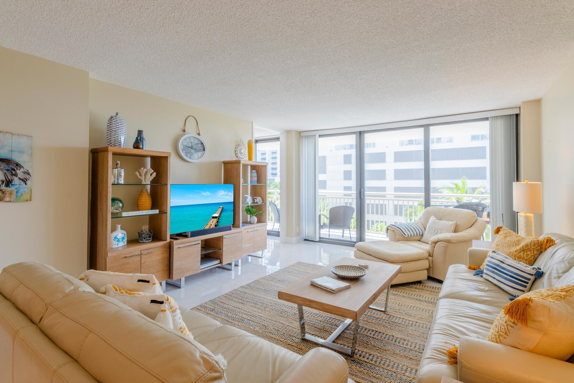 Stunning spacious 2 bedroom, 2 bath condo in the highly sought after Oceantree that sits on 6 acres of beautifully landscaped oceanfront grounds, and features an expansive private beach. This resort-style community offers something for everyone with 2 heated swimming pools, Bocce ball court, spa, shuffleboard, 3 tennis courts, fitness center, community room with kitchen for events, 3 picnic gazebos with built-in gas grills, 24 hour security concierge in lobby, and garage parking! Unit has all new appliances and is beautifully decorated.