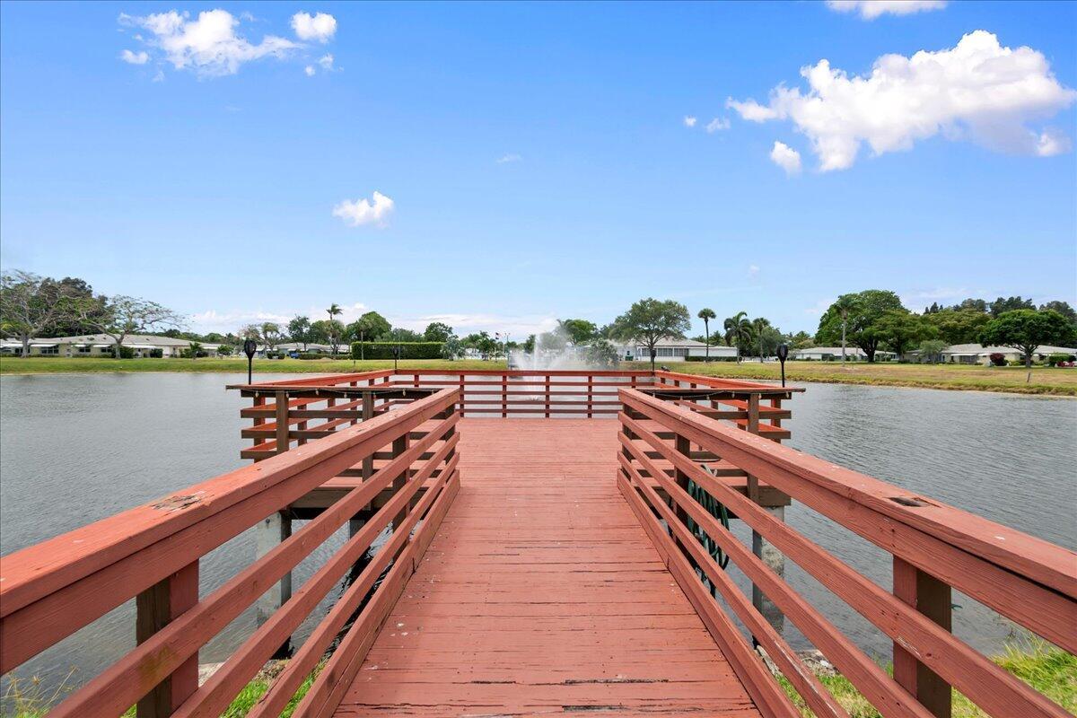 HIGH POINT OF DELRAY BEACH COND SEC II, N 1155 FT - Residential