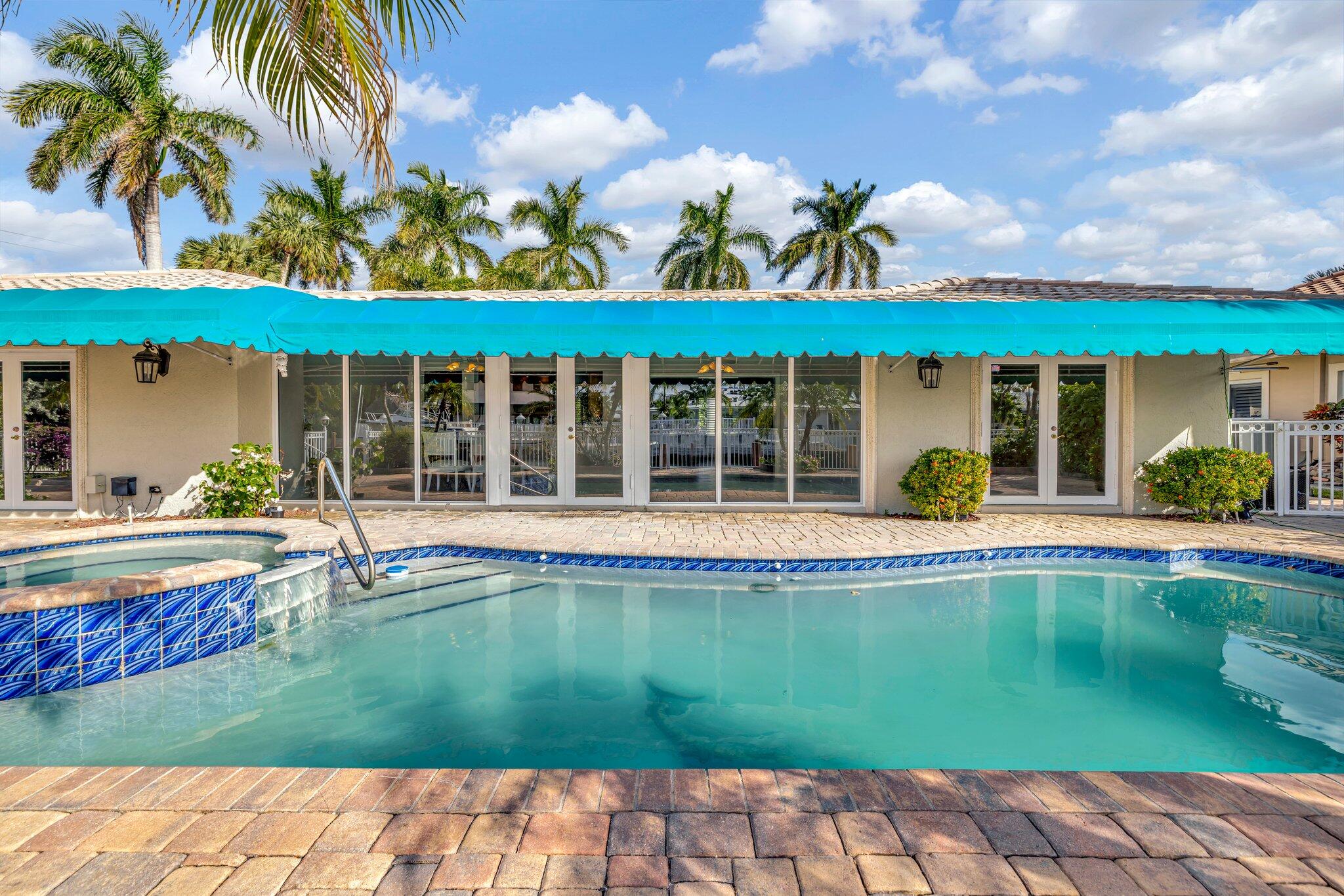 VENETIAN ISLES 1ST SEC - Residential