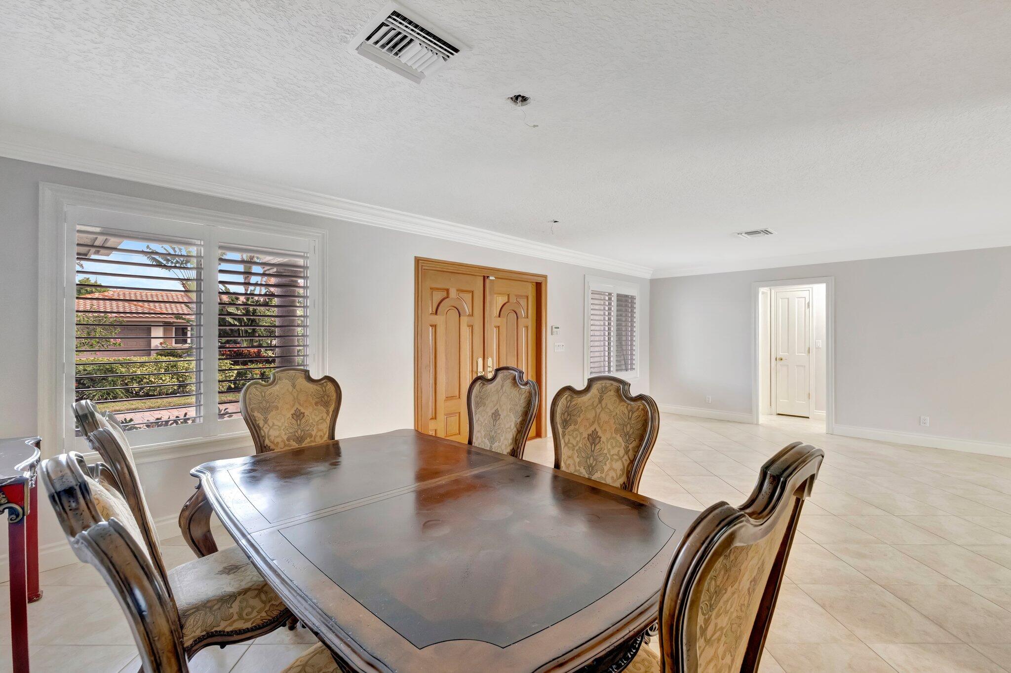 VENETIAN ISLES 1ST SEC - Residential