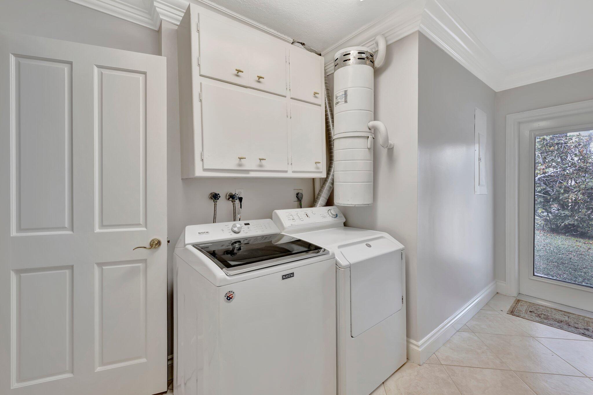 VENETIAN ISLES 1ST SEC - Residential