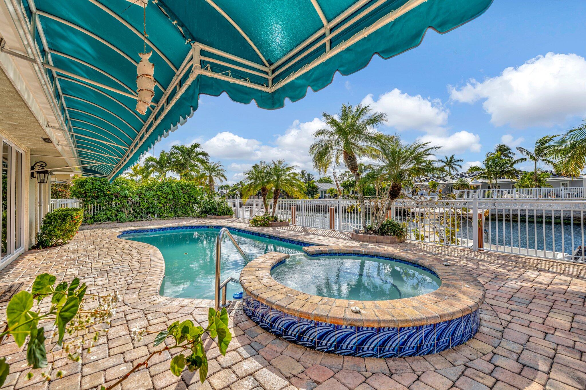 VENETIAN ISLES 1ST SEC - Residential