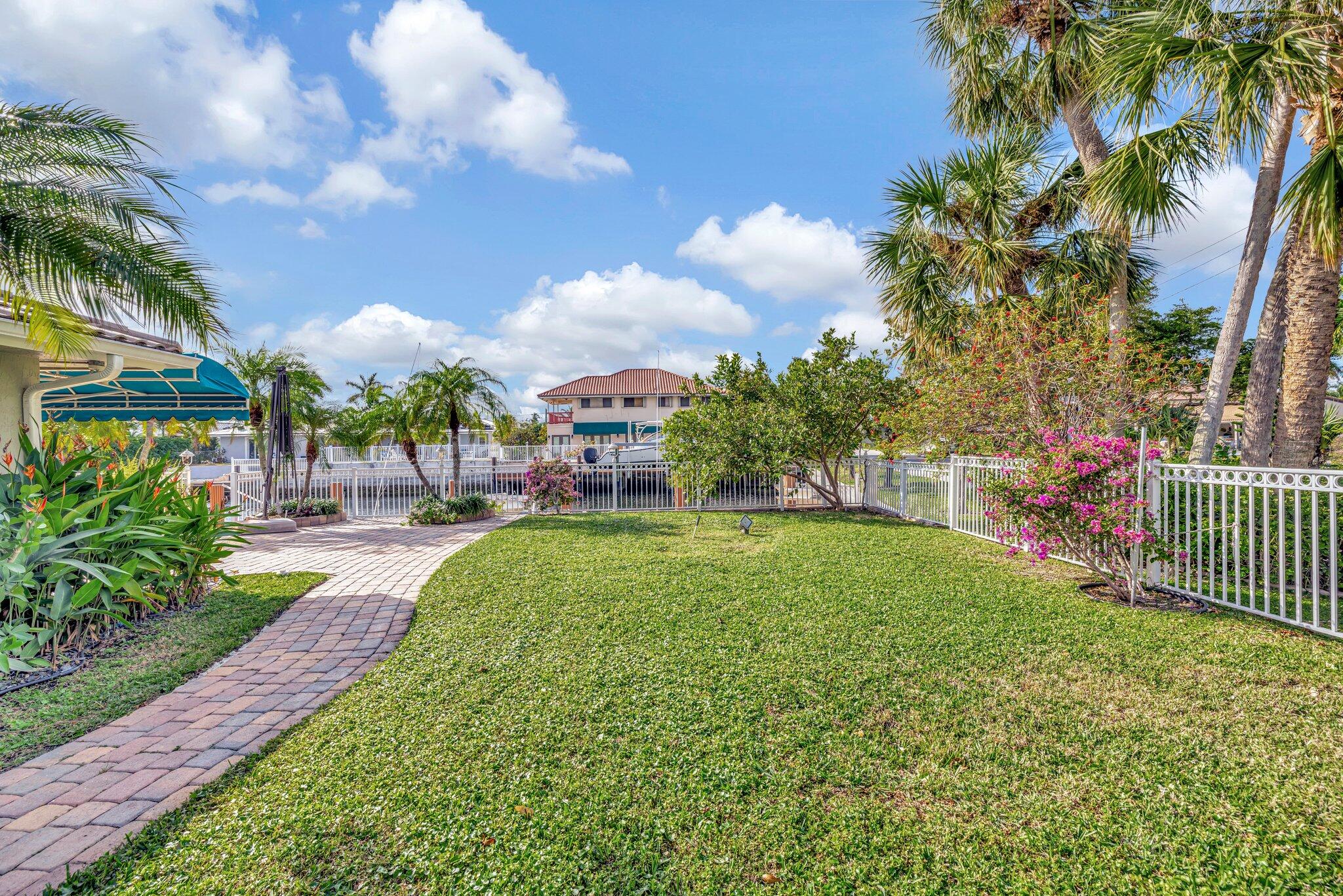 VENETIAN ISLES 1ST SEC - Residential