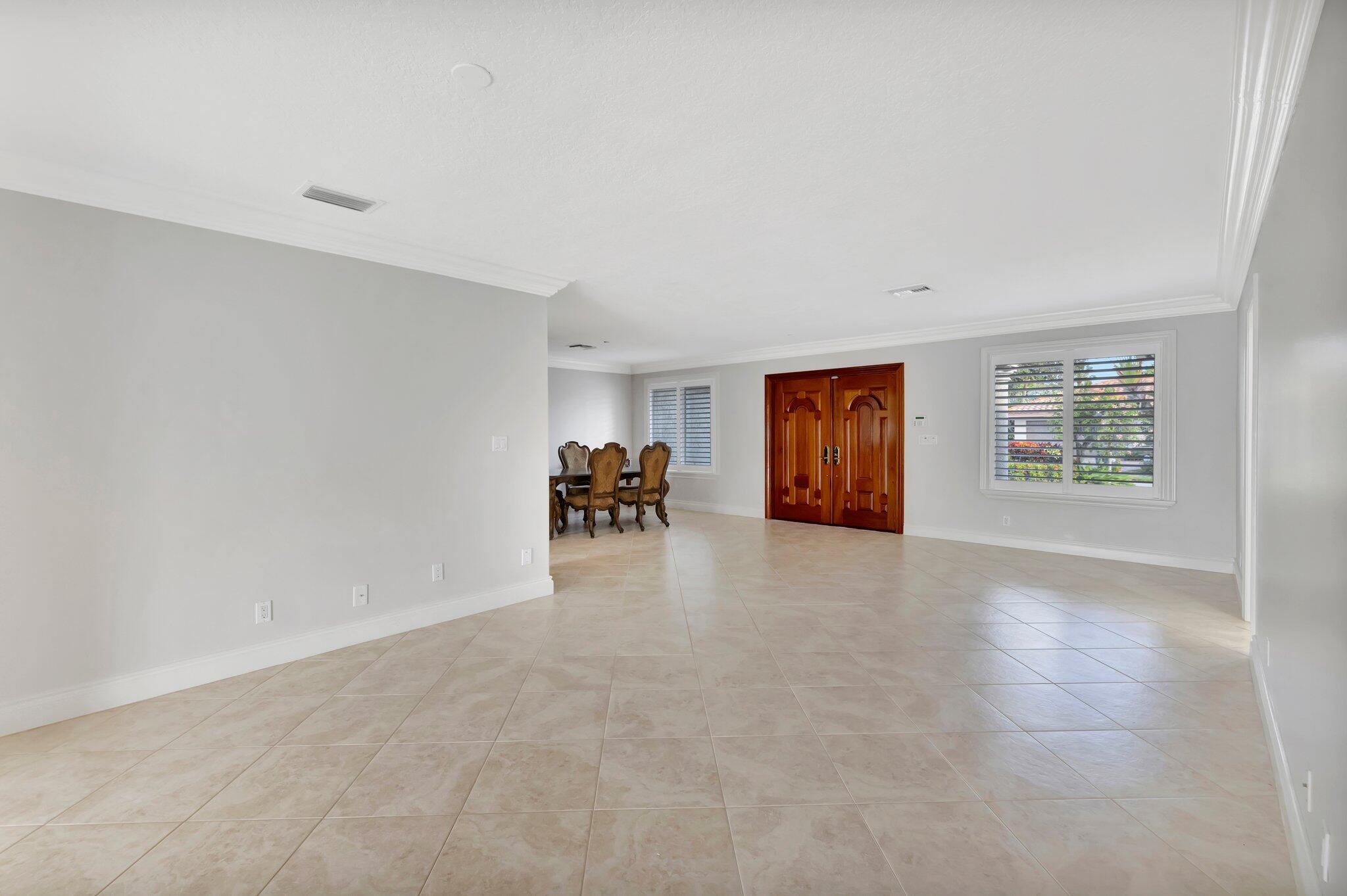 VENETIAN ISLES 1ST SEC - Residential