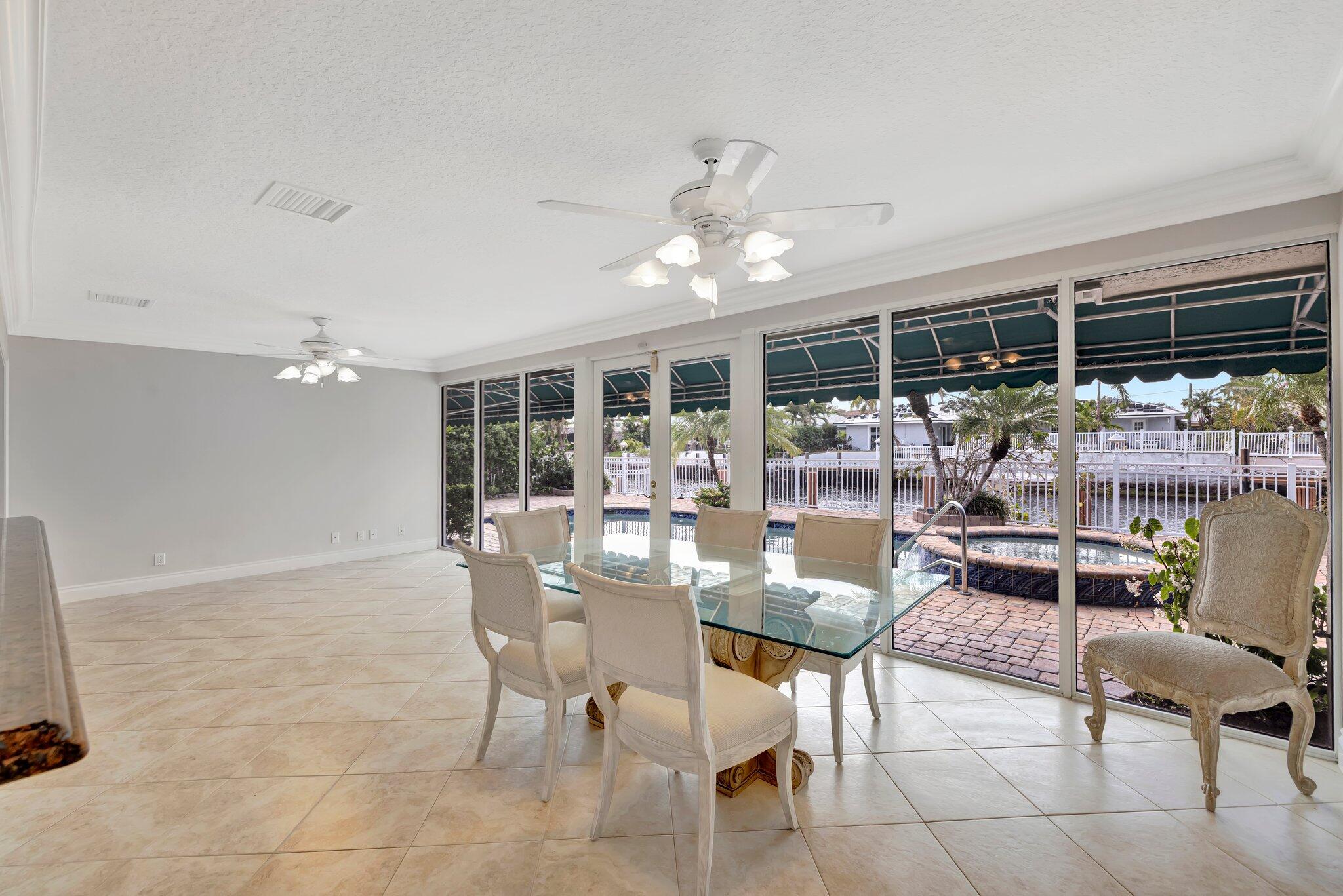 VENETIAN ISLES 1ST SEC - Residential