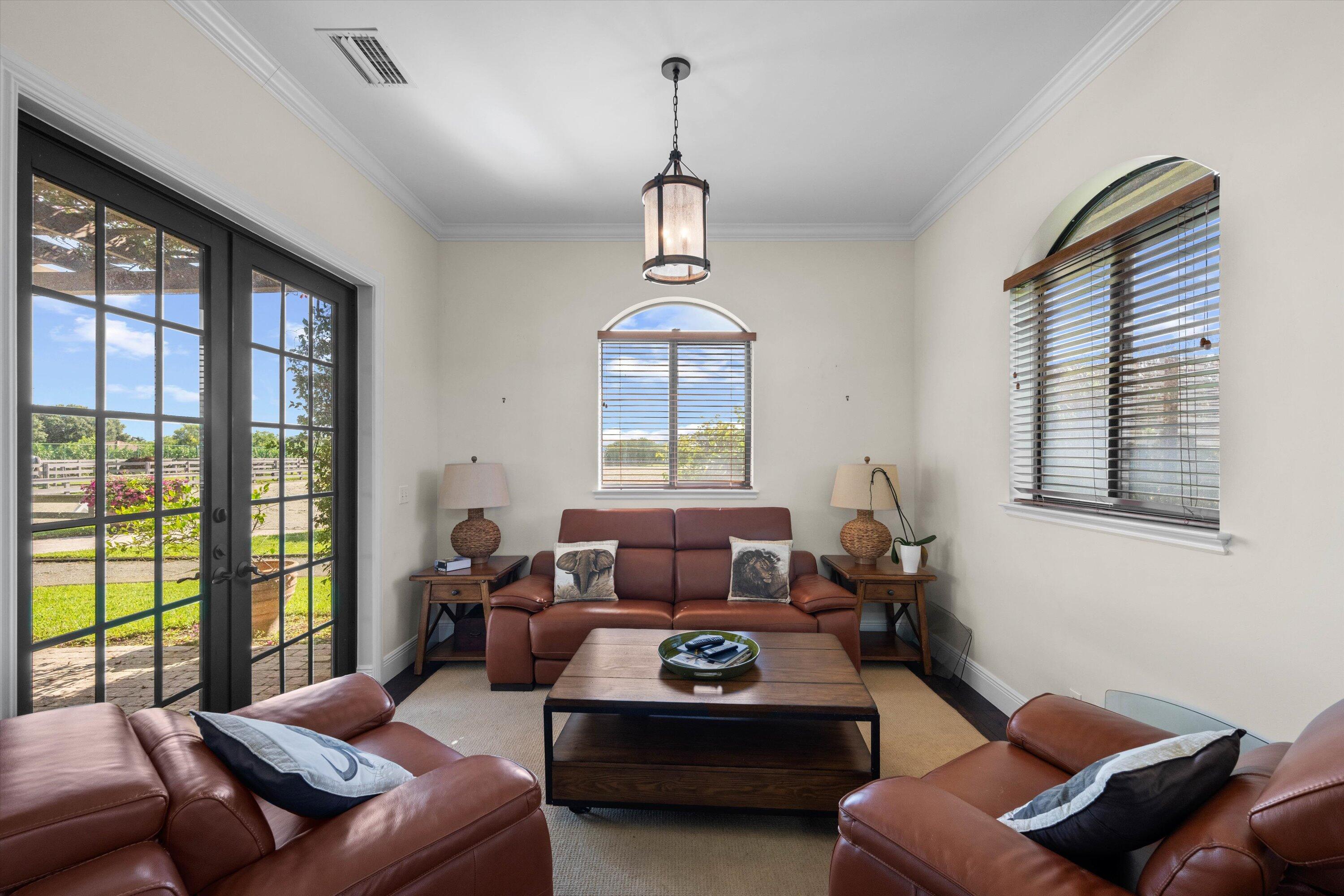 GRAND PRIX FARMS - Land