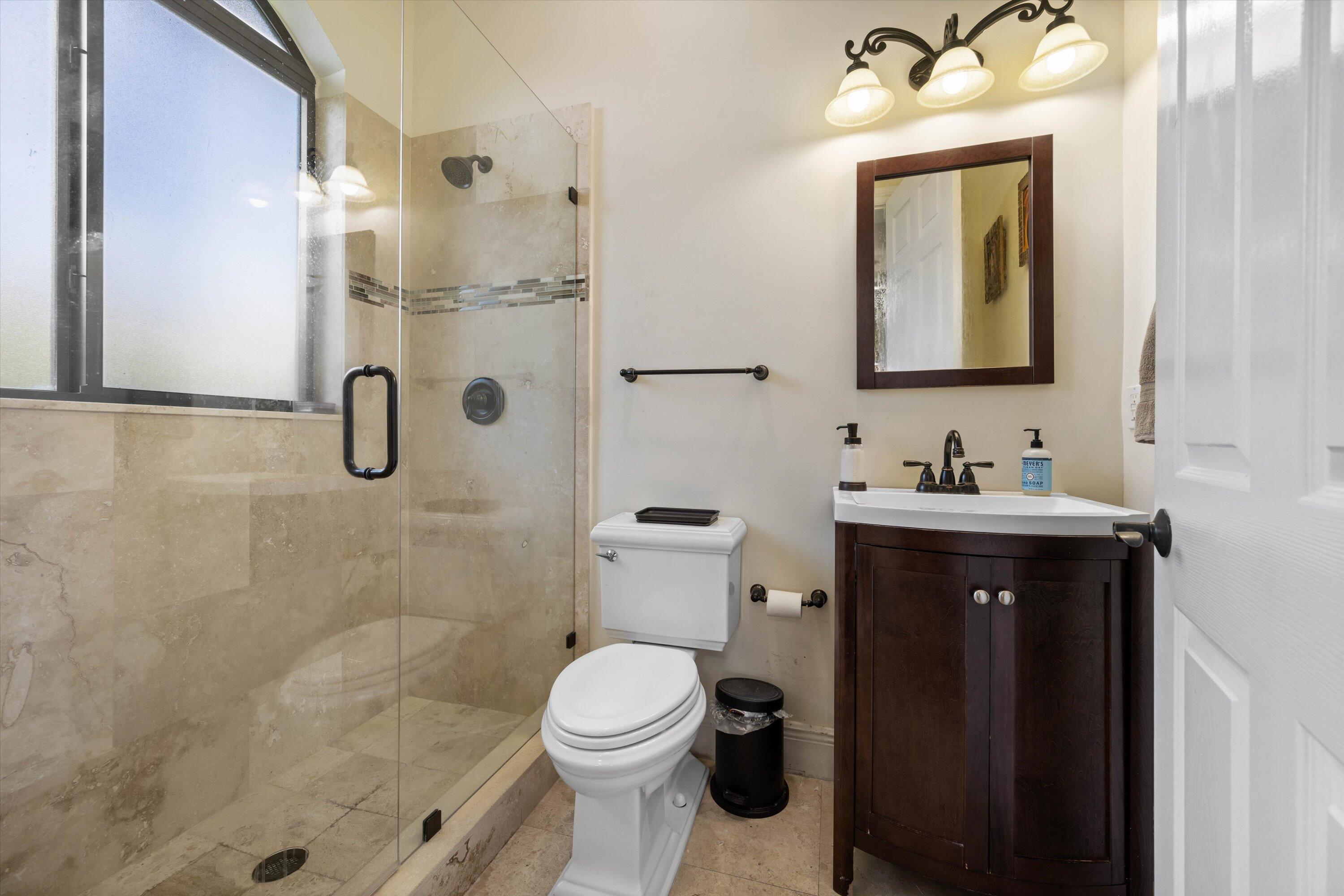 GRAND PRIX FARMS - Land