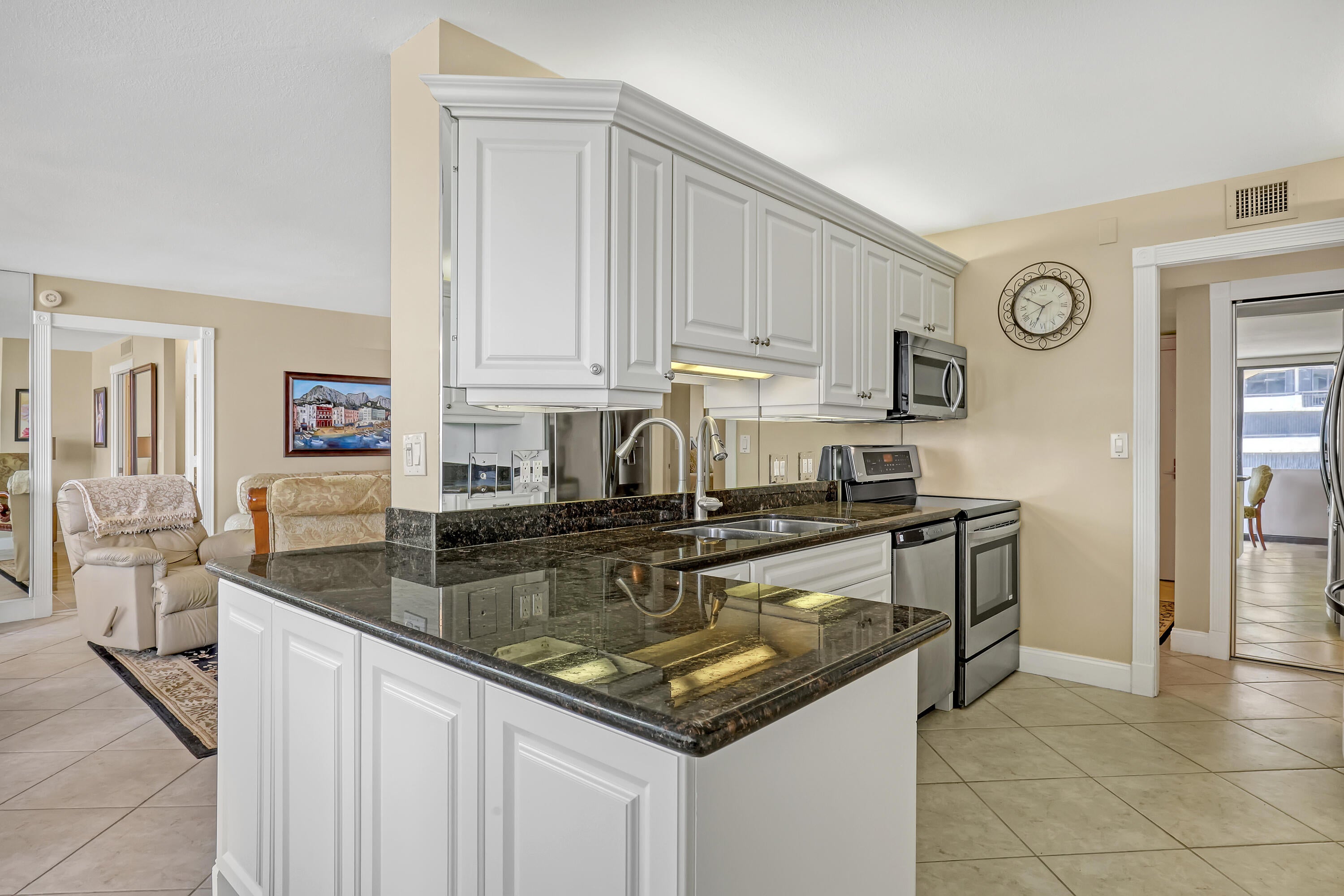 4200 N OCEAN Drive 2-403