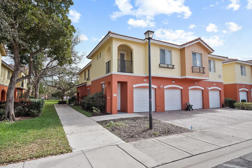 Photo of 44 SE Sedona Circle #202, Stuart, FL 34994 (MLS # R11058903)