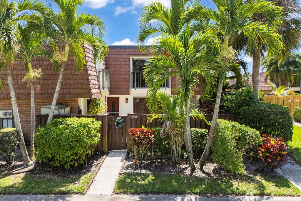 Photo of 3683 SW Sunset Trace Circle, Palm City, FL 34990 (MLS # R11081325)