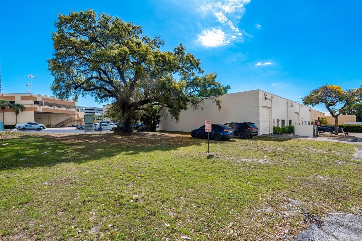 Ft Lauderdale B-40 D - Land