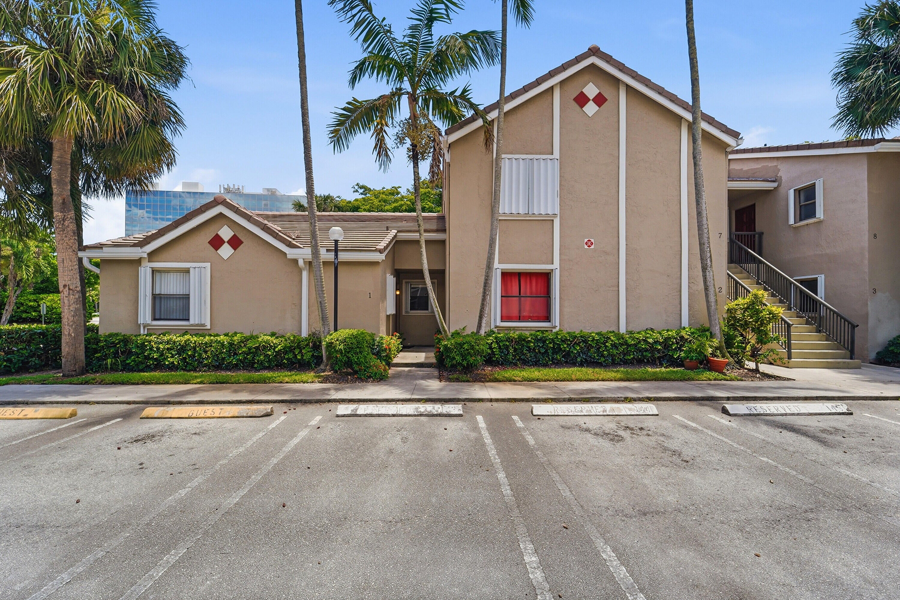 9641 Riverside Drive 1F, Coral Springs FL 33071
