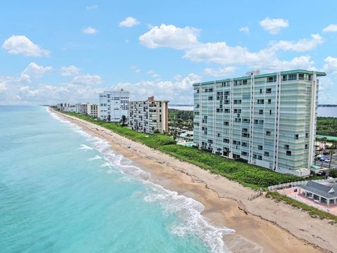 A home in Jensen Beach