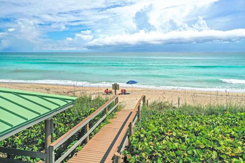 A home in Jensen Beach