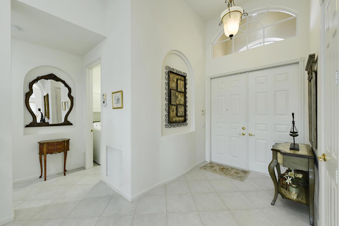 11654 Caracas Boulevard