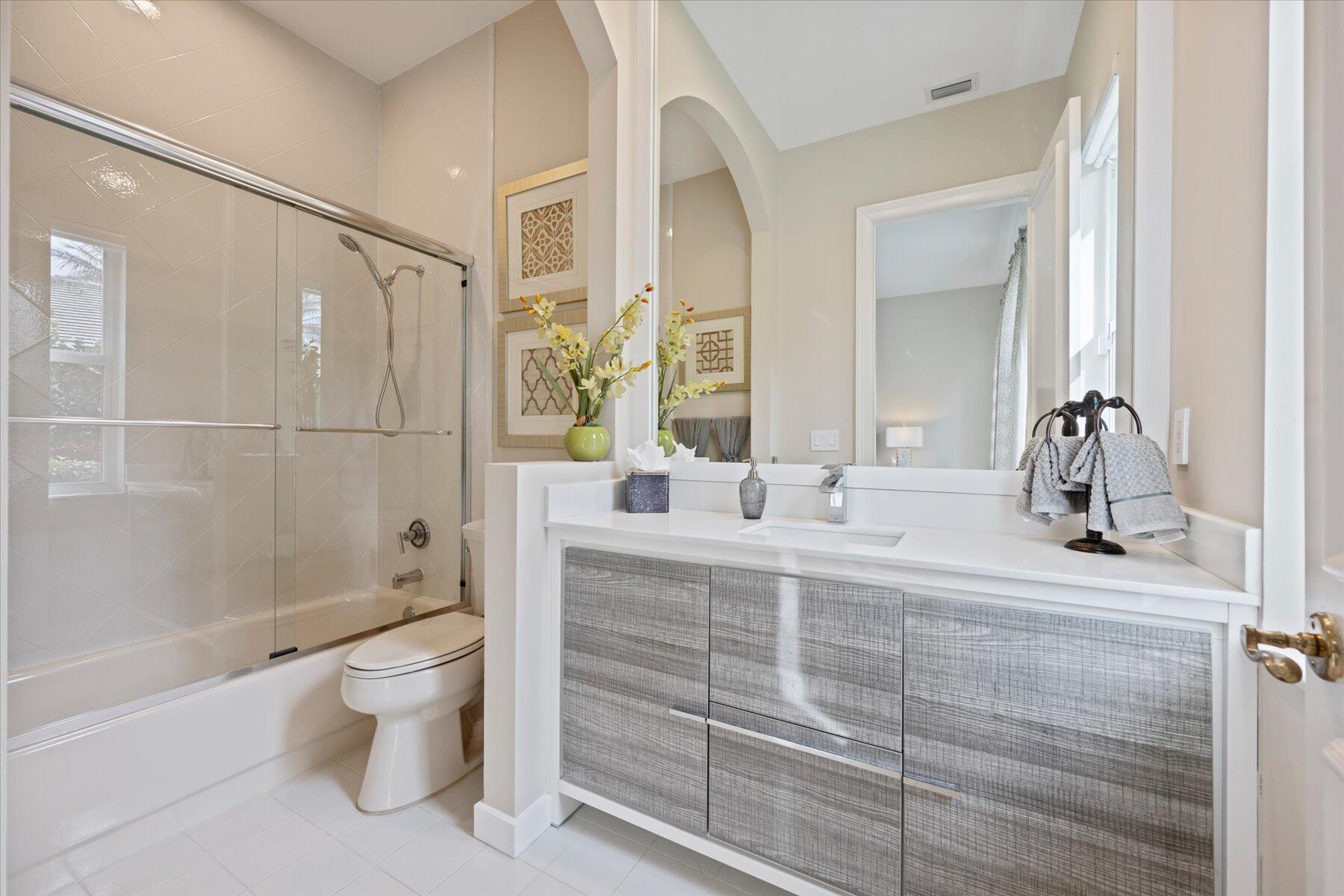 BREAKERS WEST - Residential