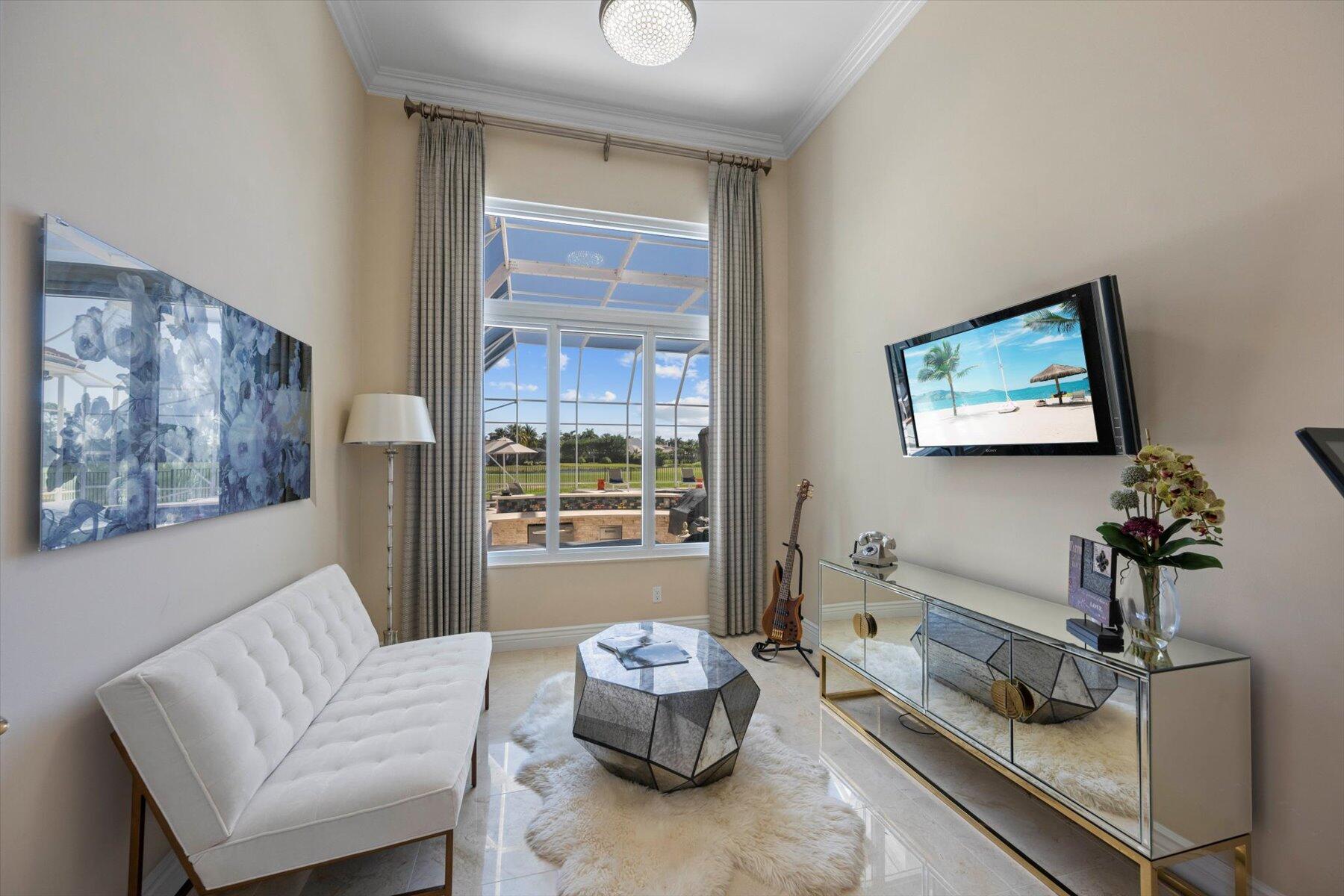 BREAKERS WEST - Residential