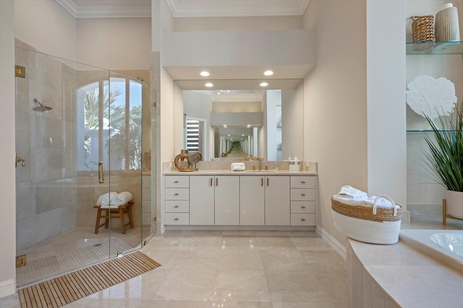 BREAKERS WEST - Residential