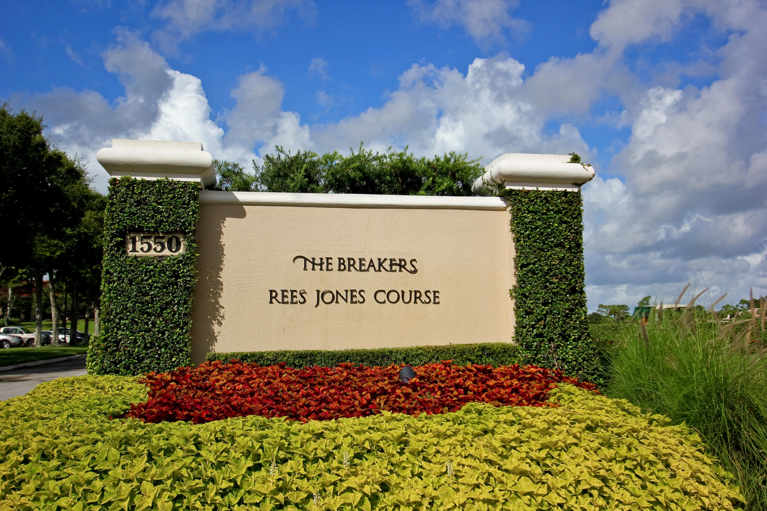 BREAKERS WEST - Residential