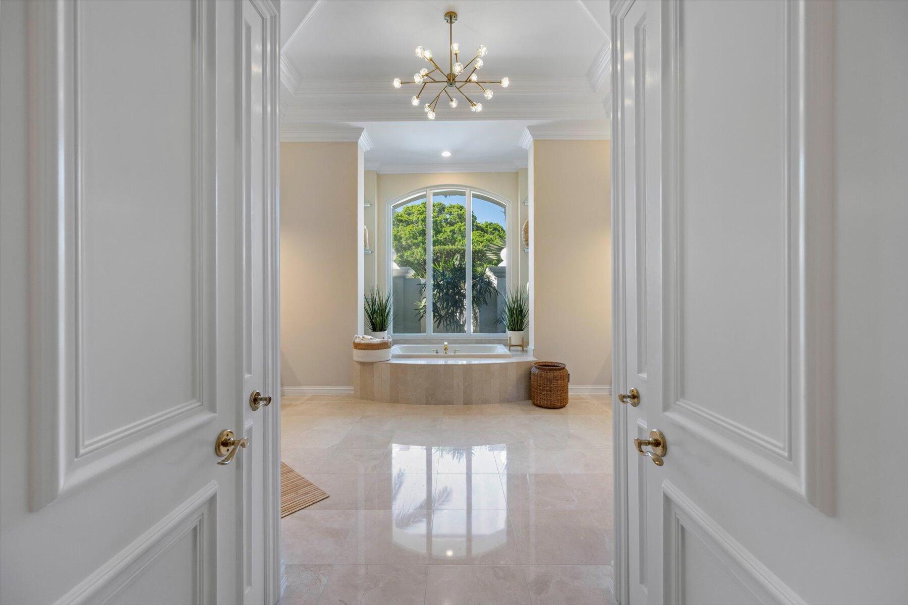 BREAKERS WEST - Residential