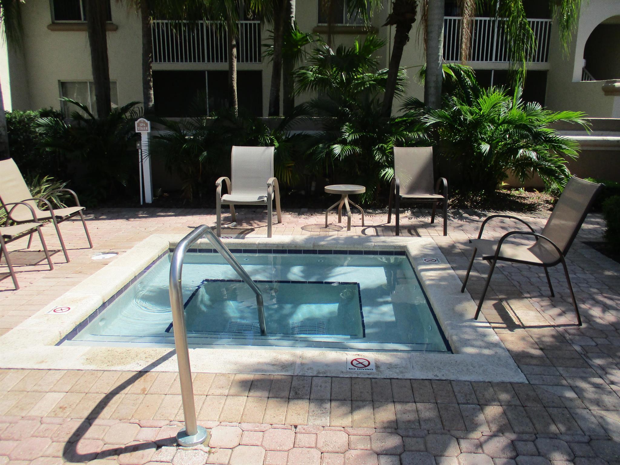 STERLING VILLAGES OF PALM BEACH LAKES CONDO - Residential Lease