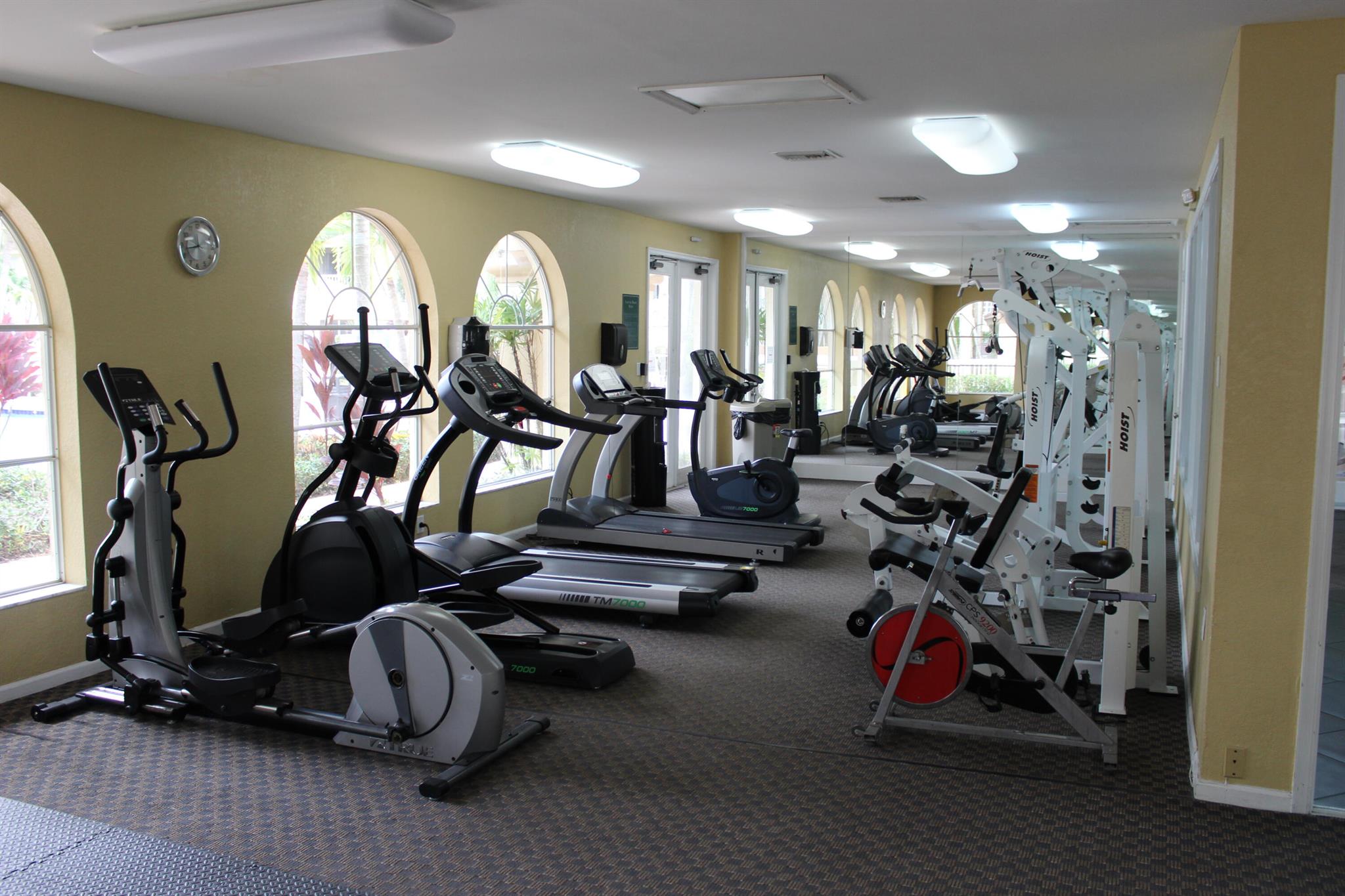 STERLING VILLAGES OF PALM BEACH LAKES CONDO - Residential Lease