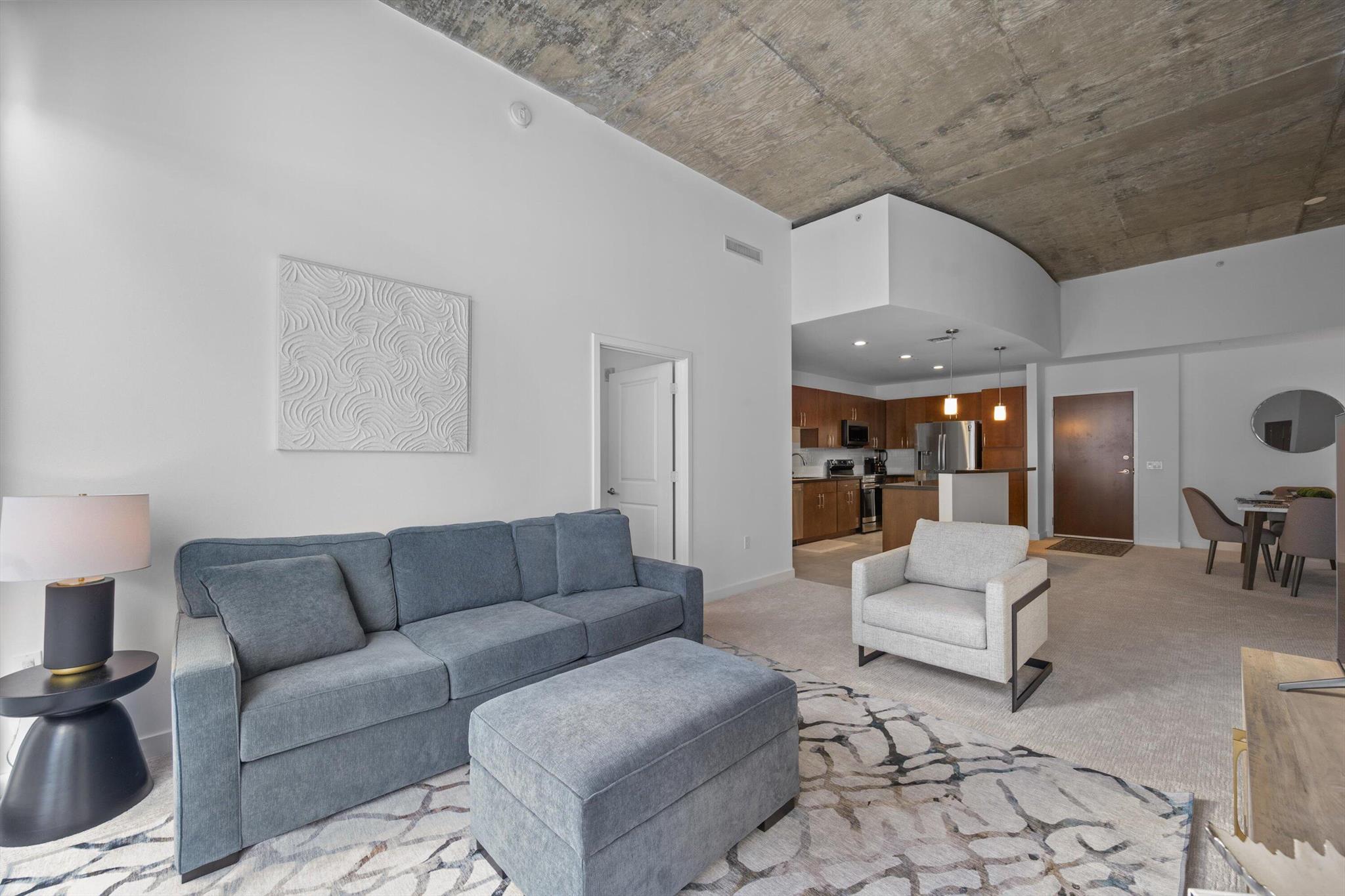 EDGE CONDO - Residential