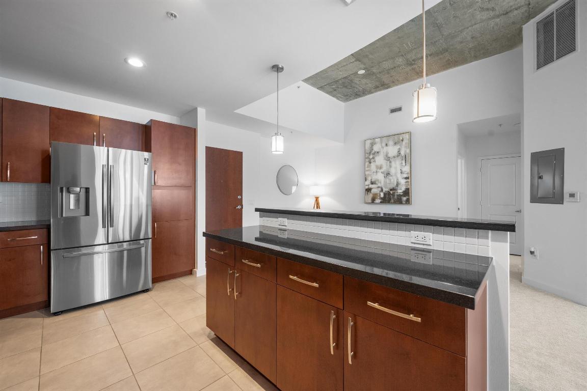 300 S Australian Avenue 1619