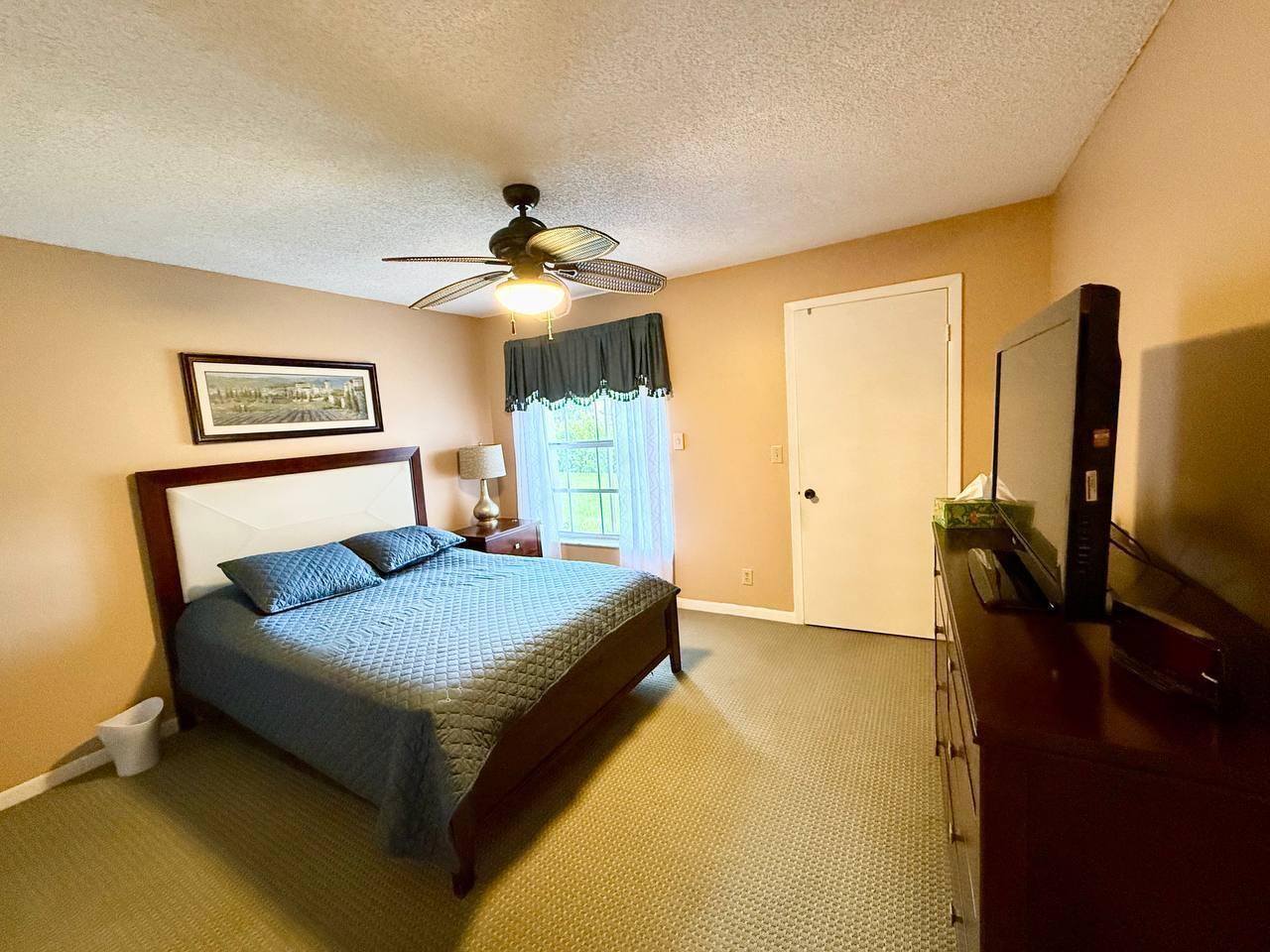 Las Verdes - Residential Lease