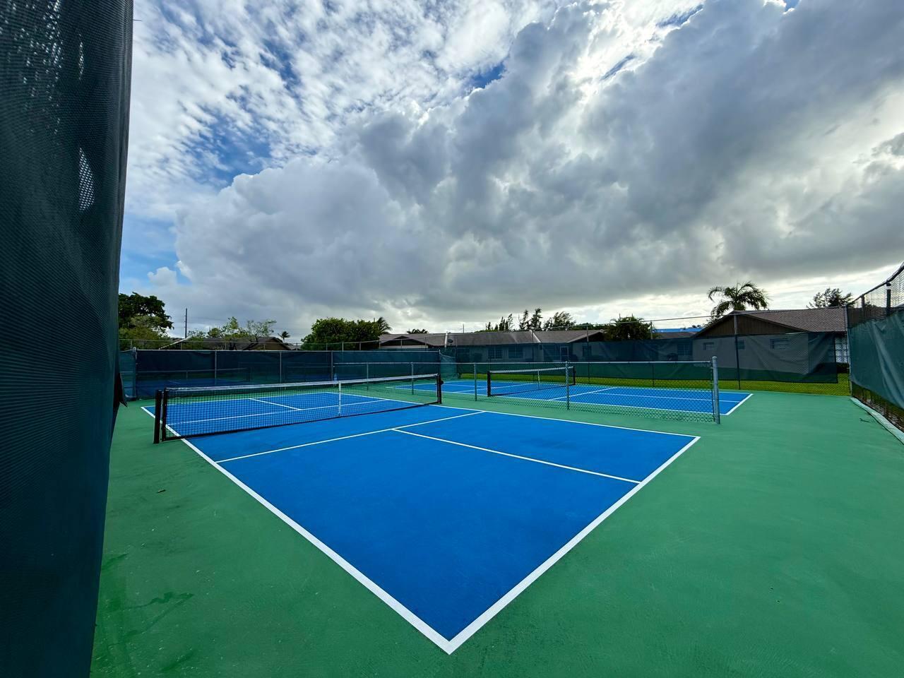 Las Verdes - Residential Lease