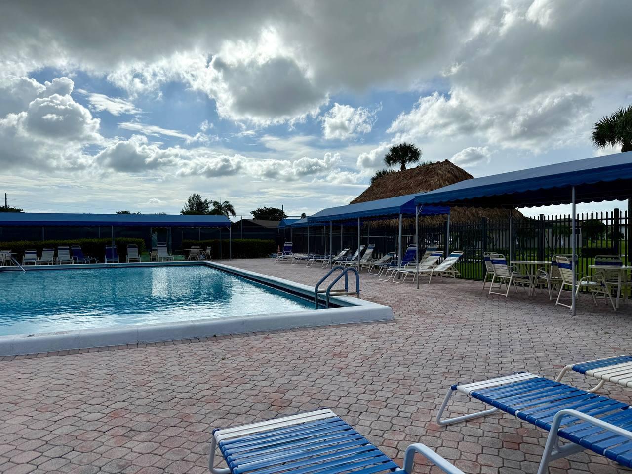 Las Verdes - Residential Lease