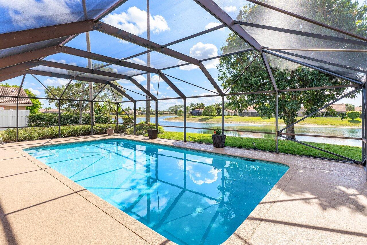 11217 Island Lakes Lane