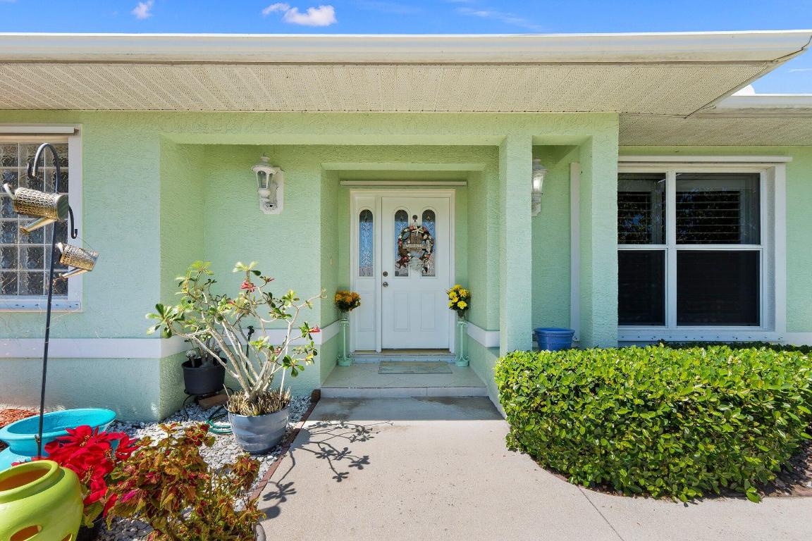 QUEEN'S COVE UNIT 1 - Residential