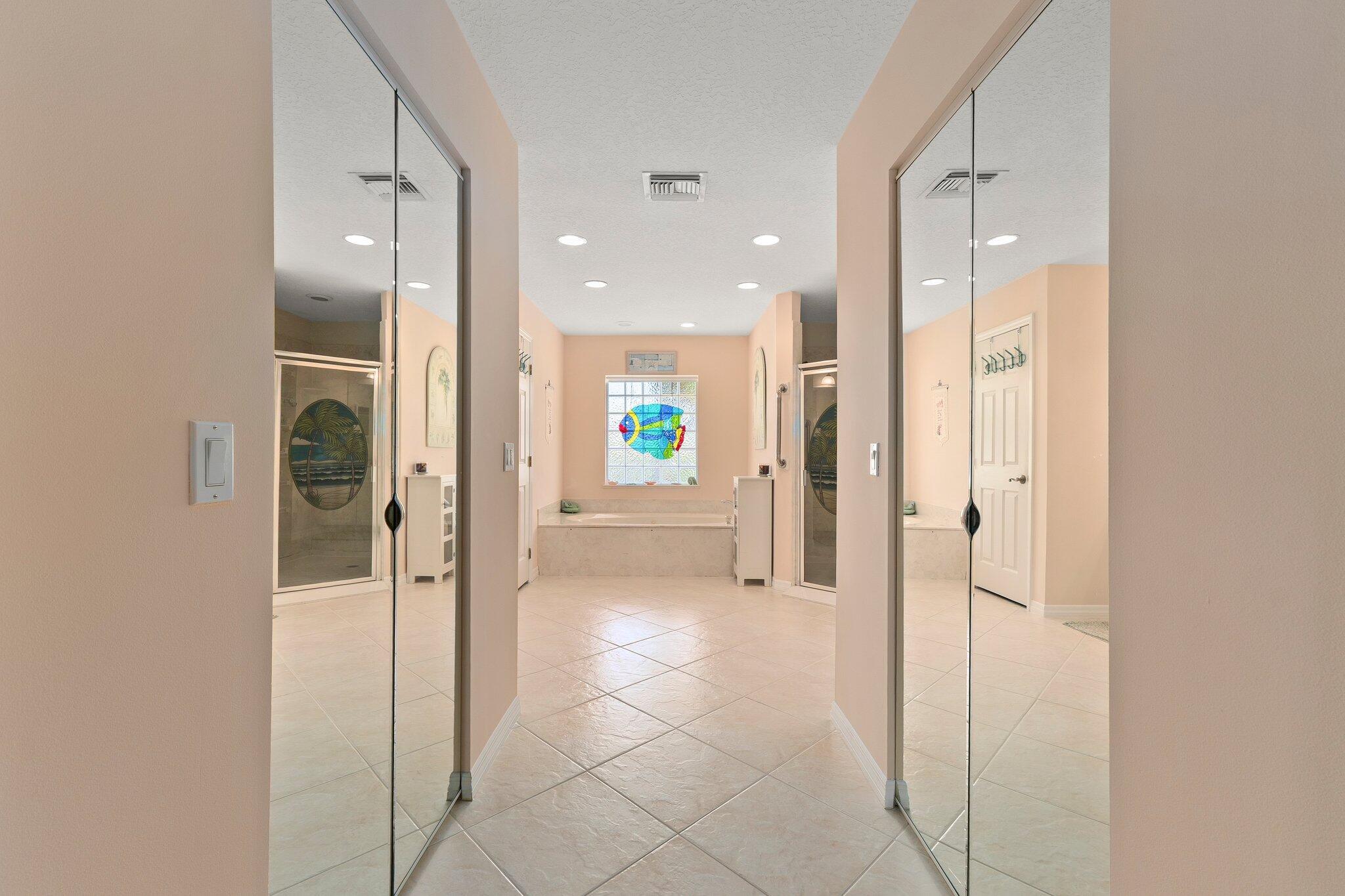 QUEEN'S COVE UNIT 1 - Residential