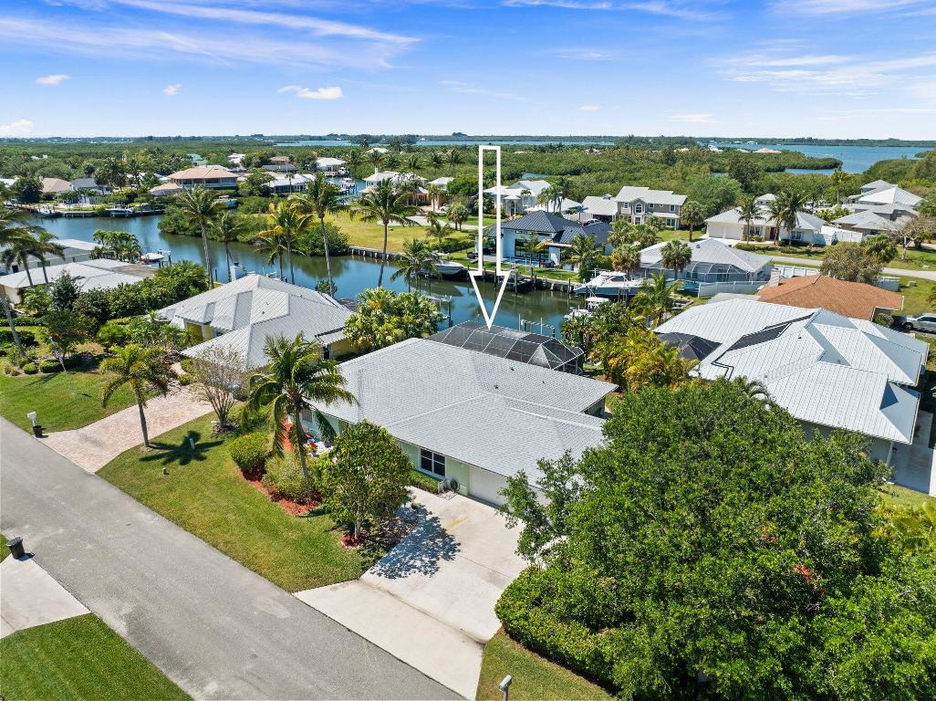 QUEEN'S COVE UNIT 1 - Residential