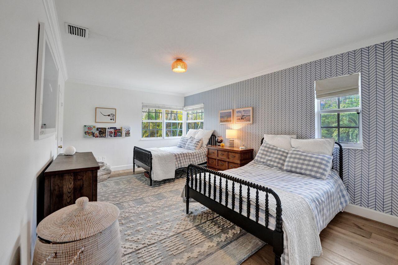 SOUTHLAND PARK - Residential Lease