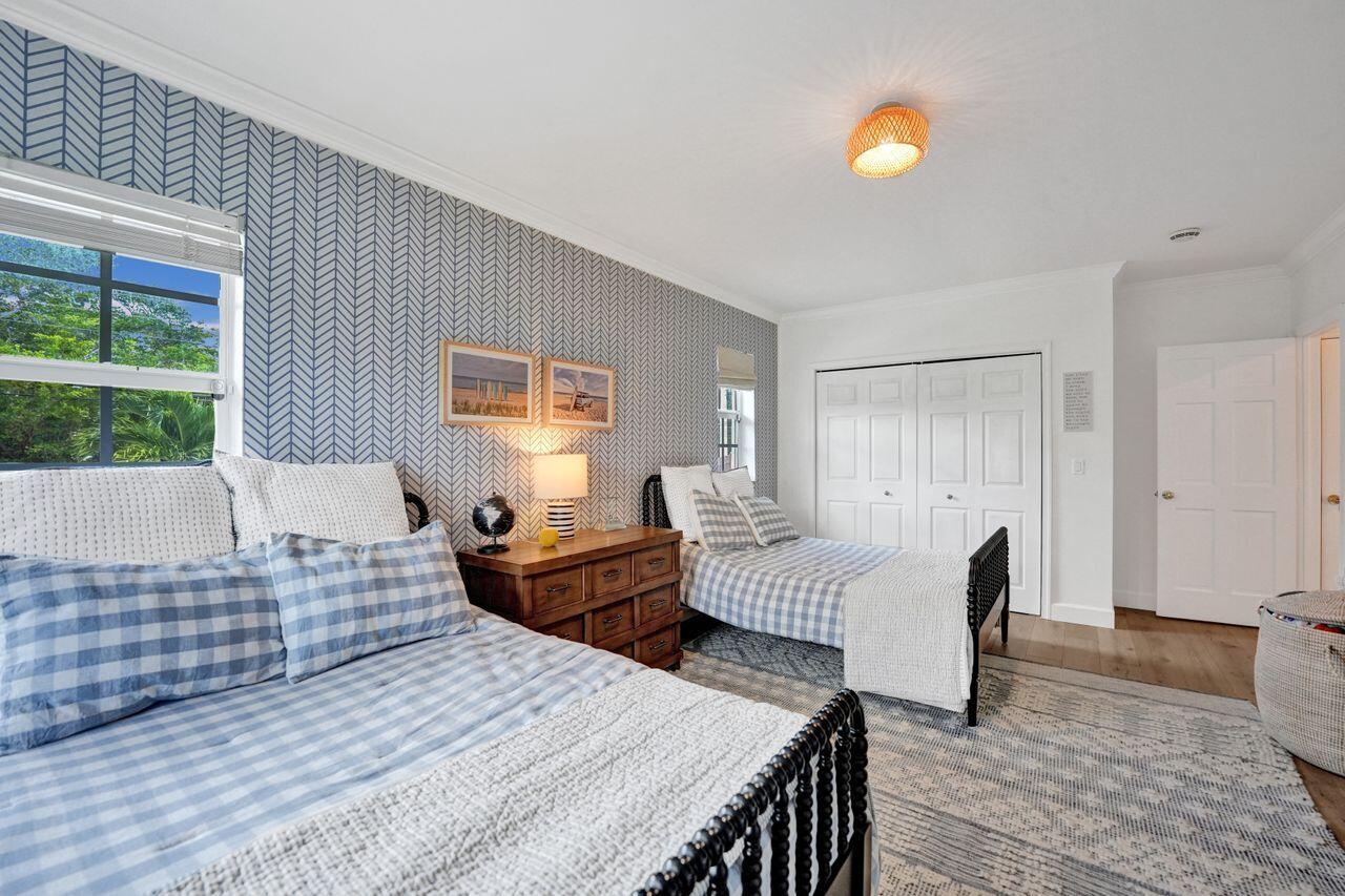 SOUTHLAND PARK - Residential Lease