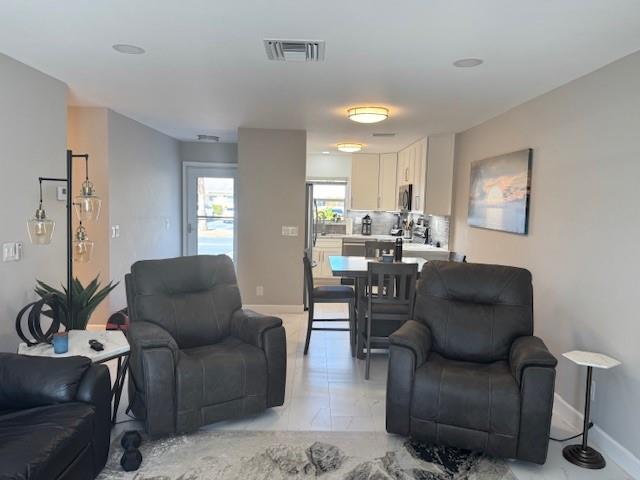 Cresthaven Emory Villas - Residential Lease