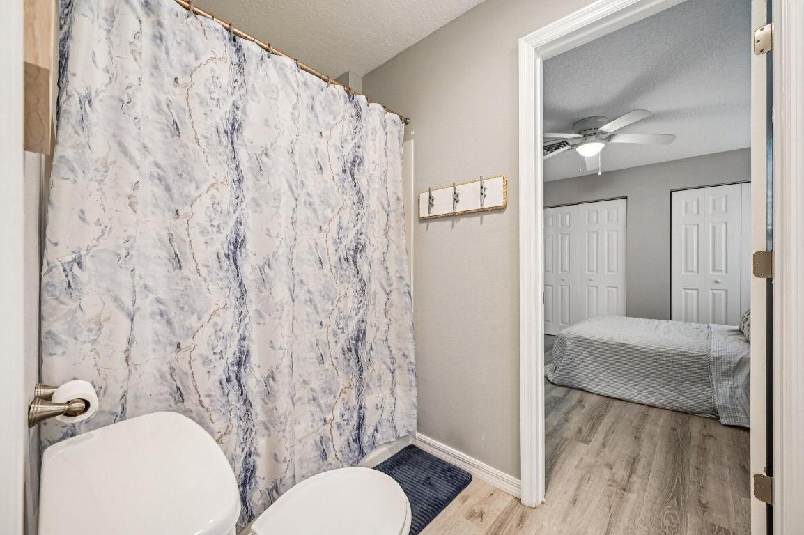 251 SE Paradise Place