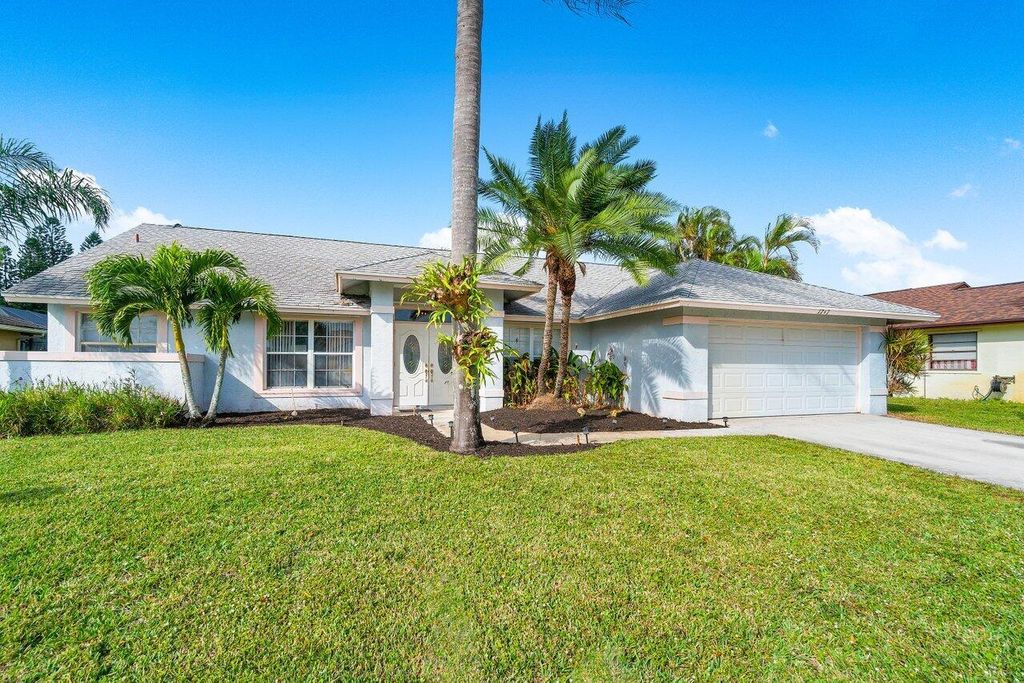 Photo of 1747 Primrose Lane, Wellington, FL 33414 (MLS # R10950429)