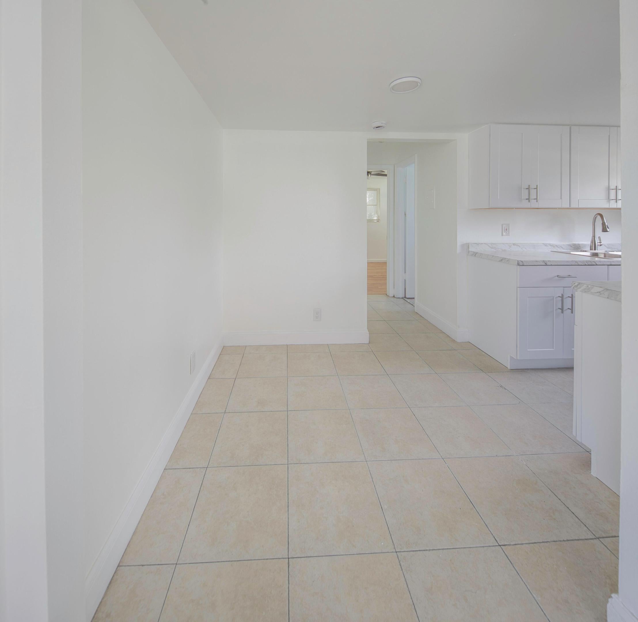 201 S J Street 12