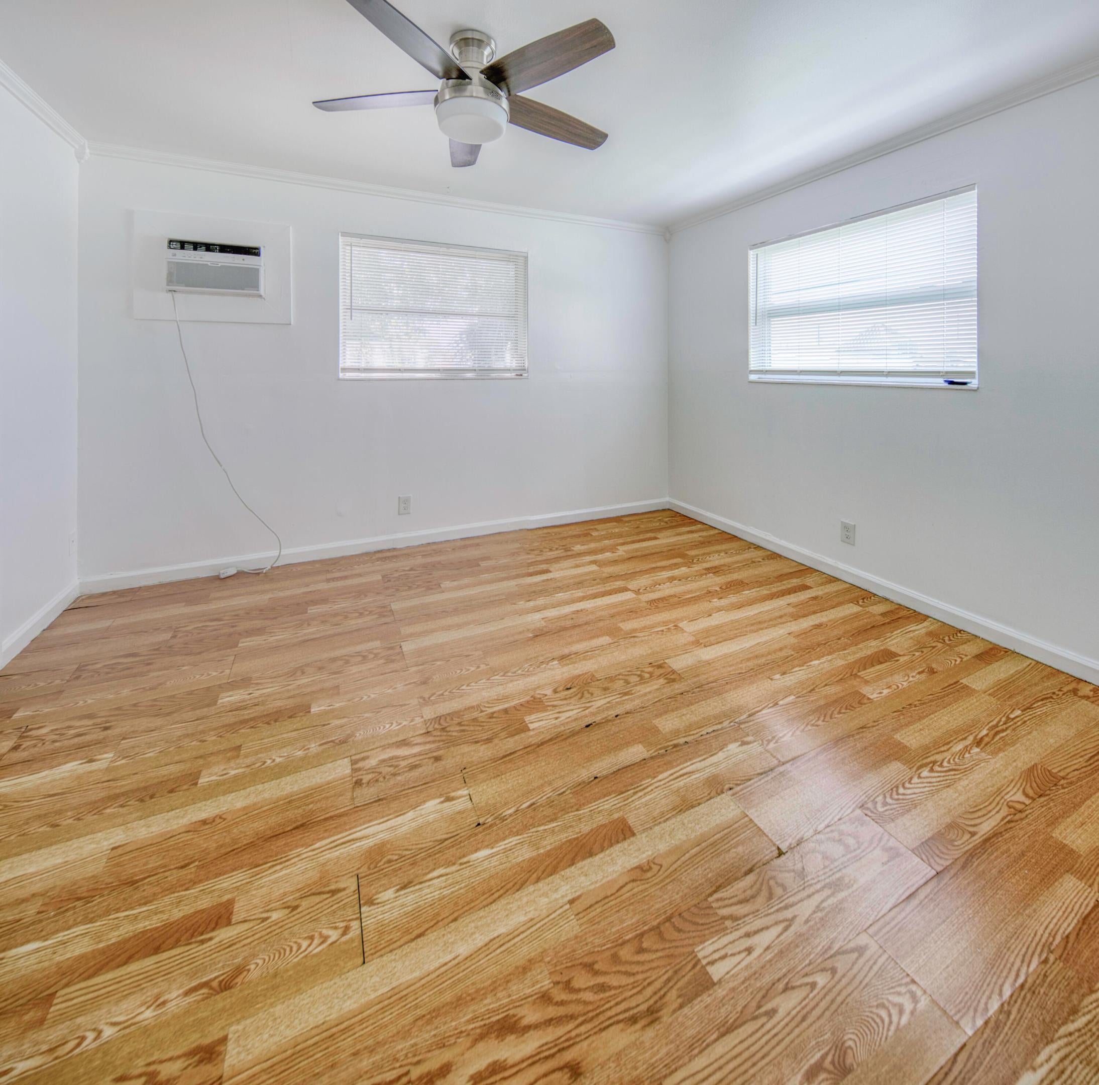 201 S J Street 12