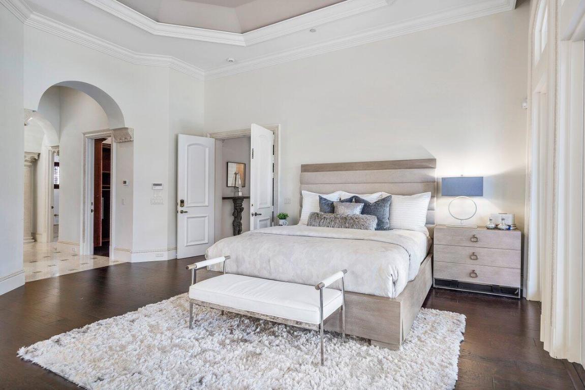 MIZNER LAKE ESTATES - Residential