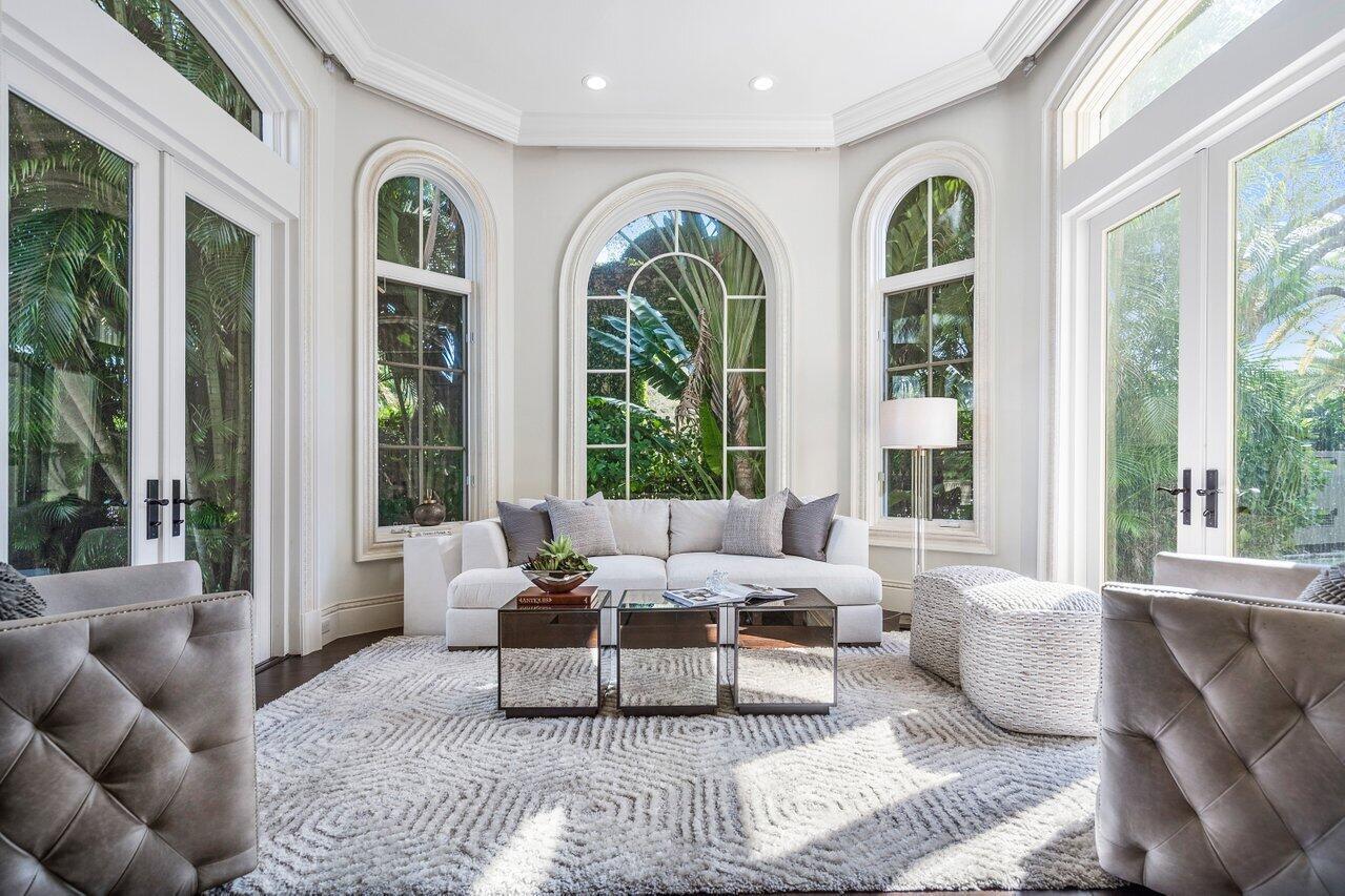 MIZNER LAKE ESTATES - Residential