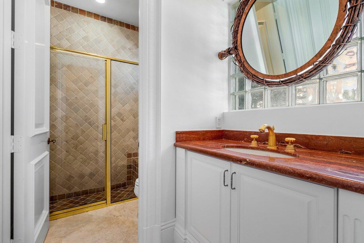 MIZNER LAKE ESTATES - Residential