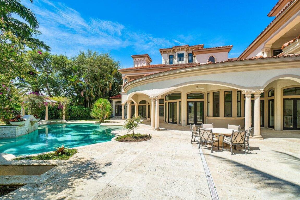 MIZNER LAKE ESTATES - Residential
