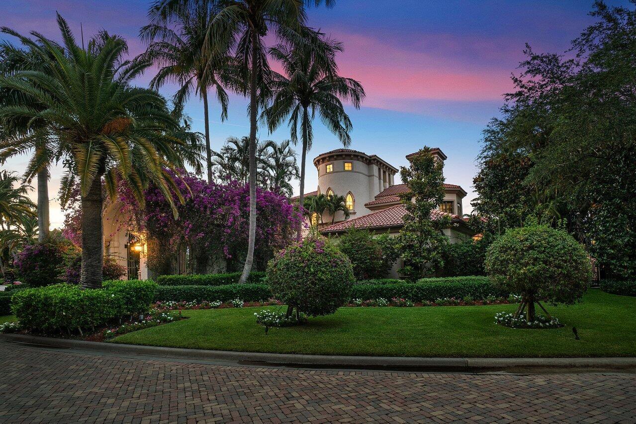 MIZNER LAKE ESTATES - Residential