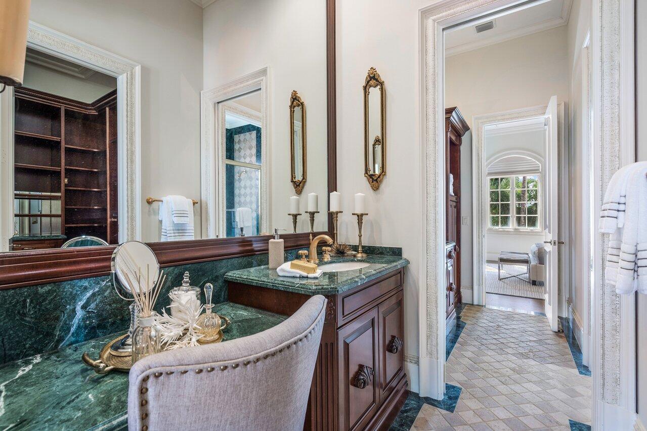 MIZNER LAKE ESTATES - Residential