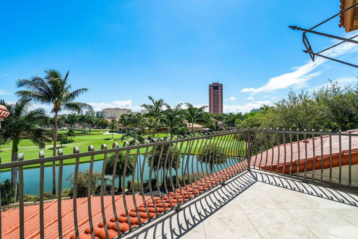 MIZNER LAKE ESTATES - Residential