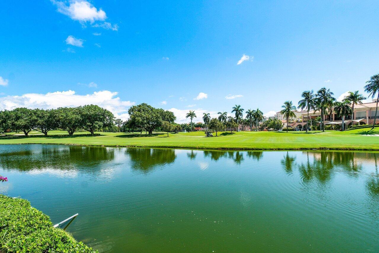 MIZNER LAKE ESTATES - Residential
